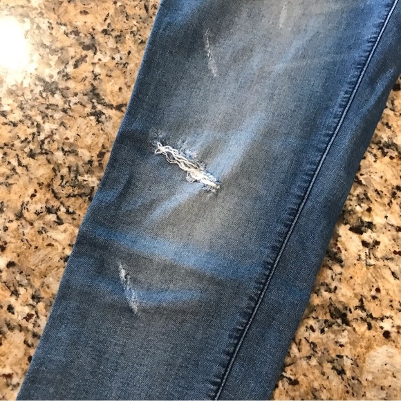 ▪️DESIGN LAB Distressed Jeans - Picture 5 of 13